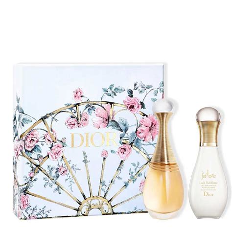 dior j'adore eau de parfum & body milk gift set|Dior j'adore parfum d'eau 100ml.